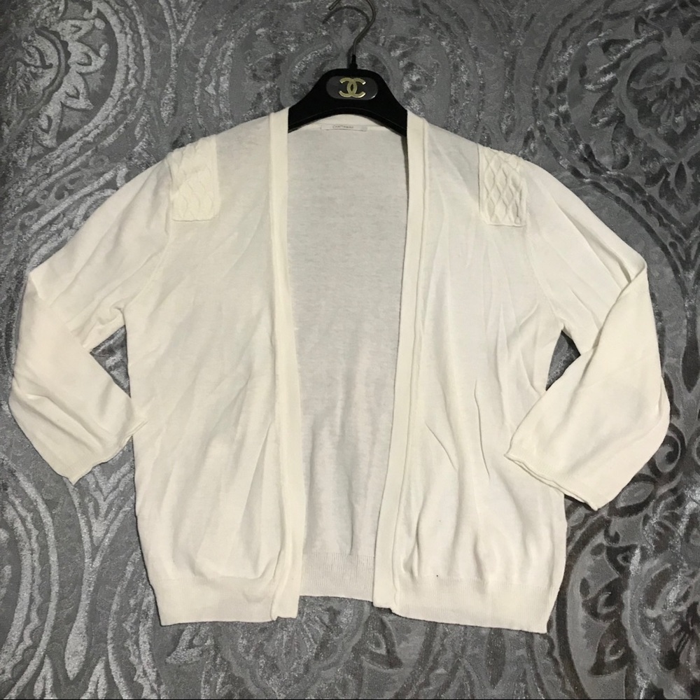 Chattawak white light cardigan T2